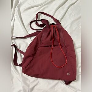 Maroon Lululemon backpack/tote bag